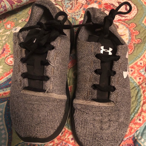 Under Armour Running Shoes - Picture 2 of 3
